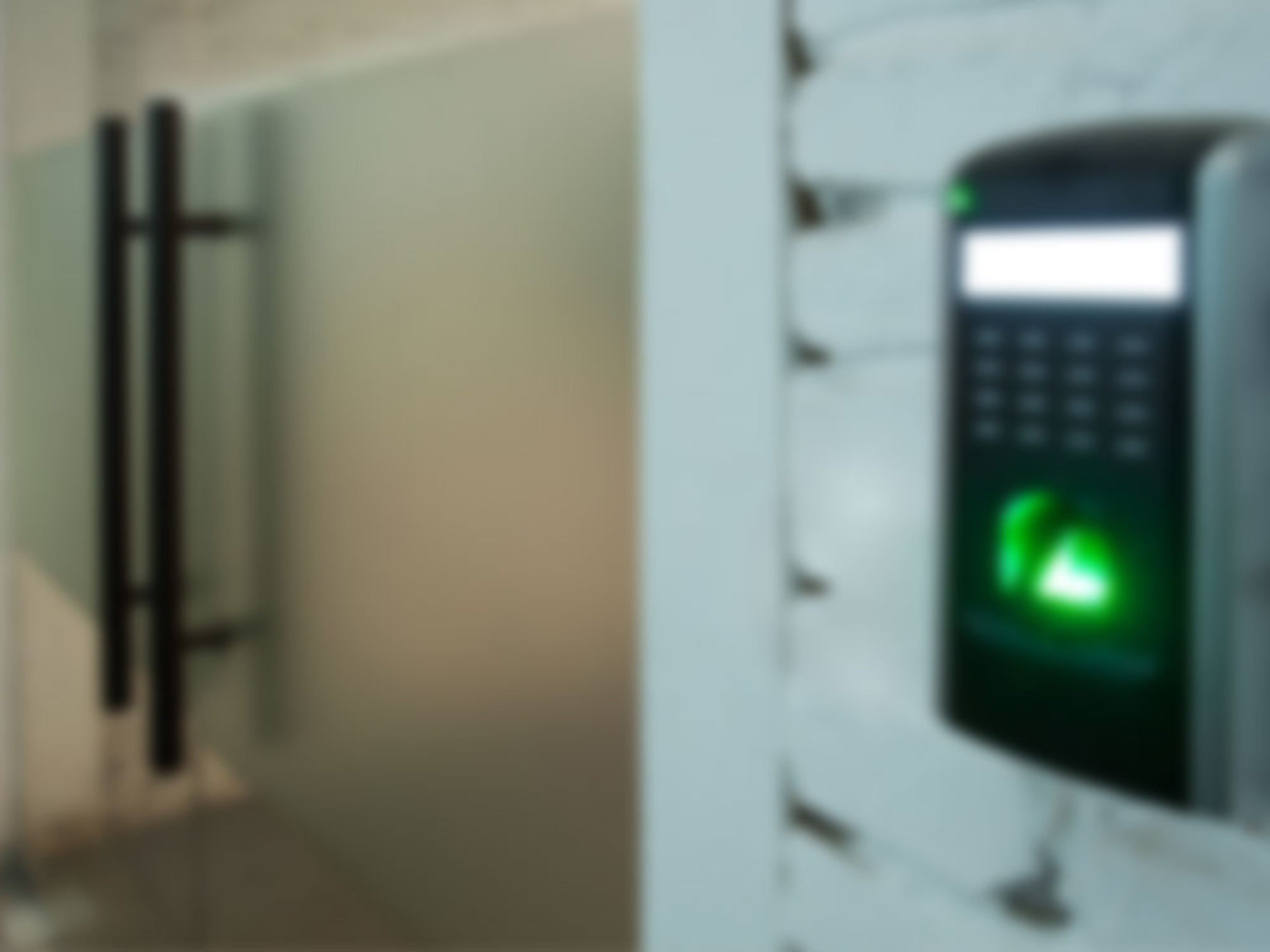 Zutritts&shy;kontrolle bei Emil Klaas & Sohn GmbH & Co. KG in Wiesbaden