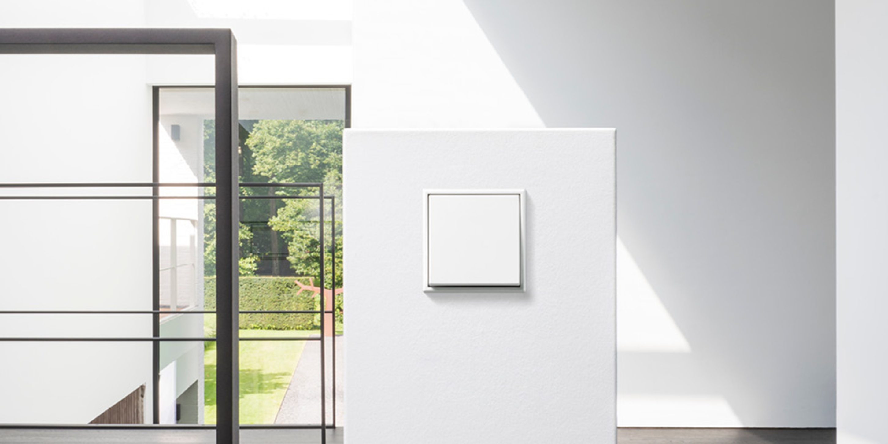 JUNG Schalterprogramme bei Emil Klaas & Sohn GmbH & Co. KG in Wiesbaden