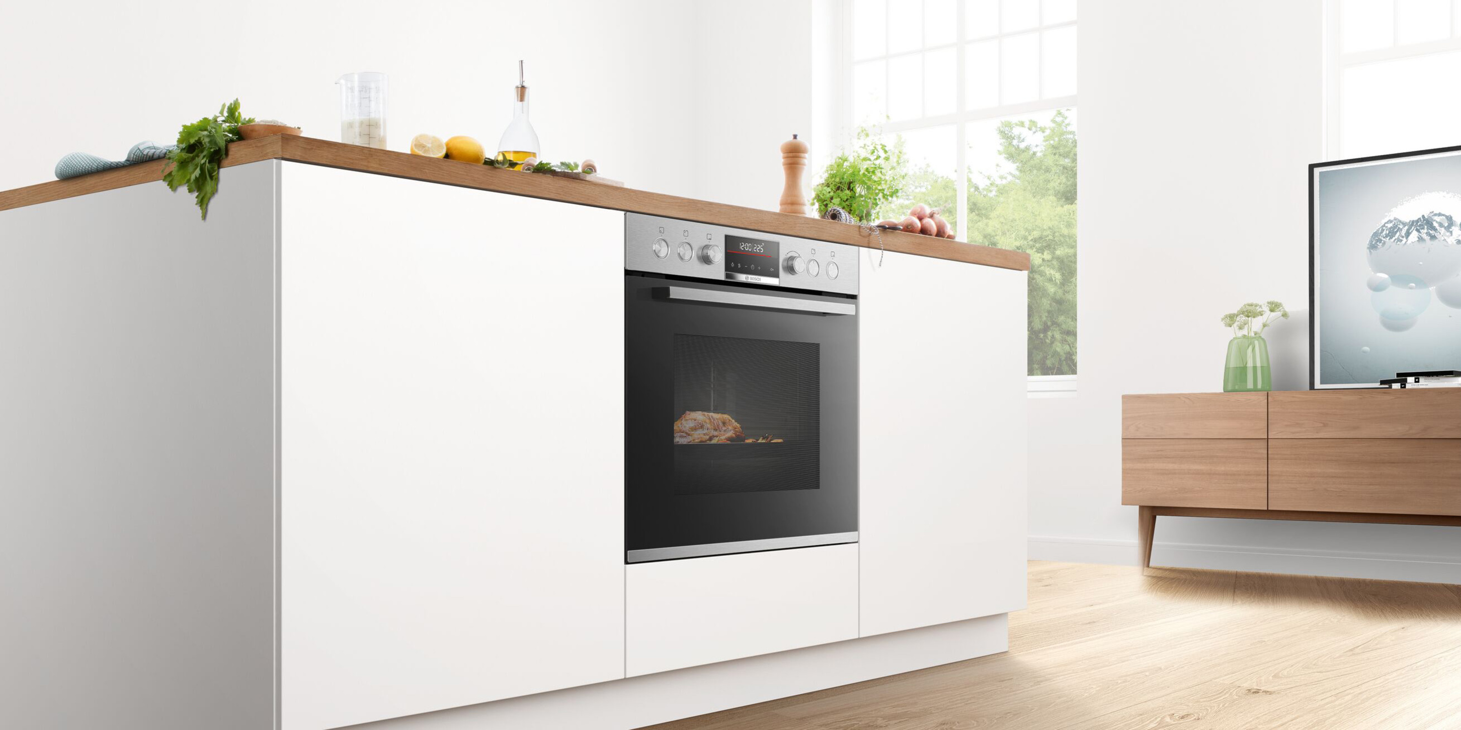 Backöfen und Herdsets bei Emil Klaas & Sohn GmbH & Co. KG in Wiesbaden